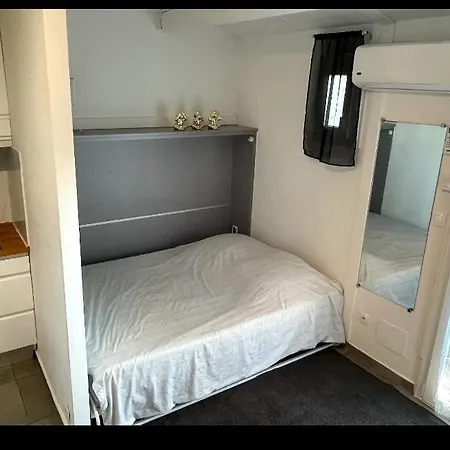 A 100m Du Village Naturiste,tout Equipe, Climatise,place Parking آجد